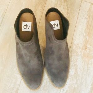 Dolce Vita Grey Suede Booties Size 8